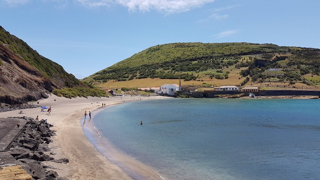 Spiagge e piscine naturali a Faial - Porto Pim