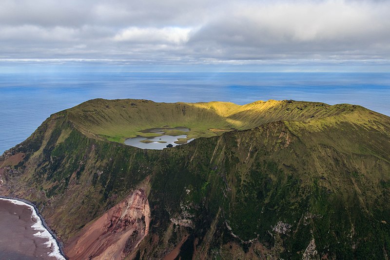 Caldeirão Corvo Ilha Açores